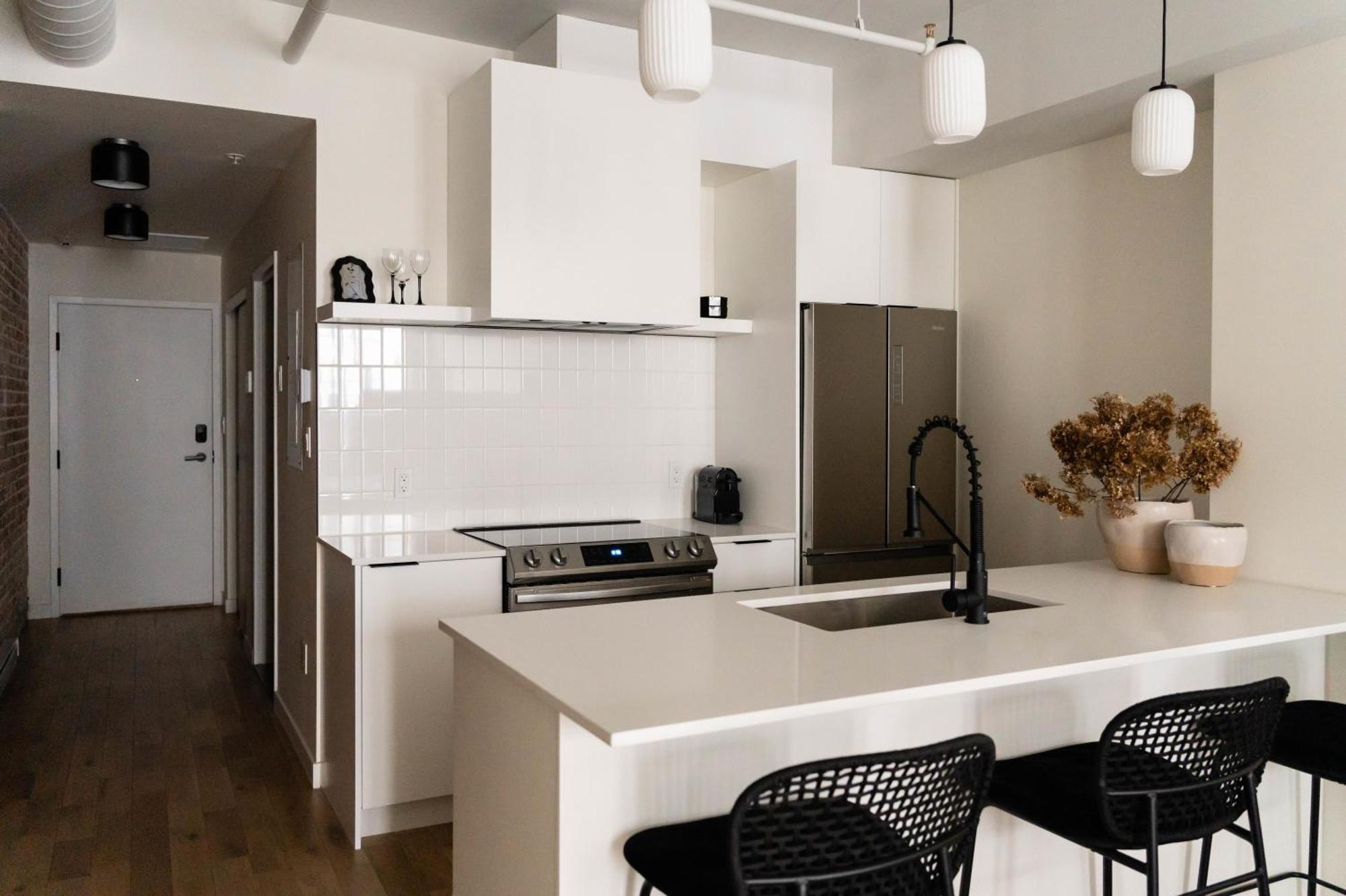 Maison Place Jacques-Cartier By Luxury In Transit Montreal Exterior photo